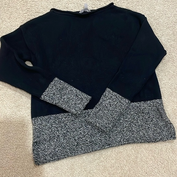 ATHLETA Black Speckled Sweater - Picture 1 of 4